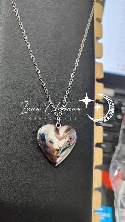 Collar relicario en forma de corazón de Acero inoxidable