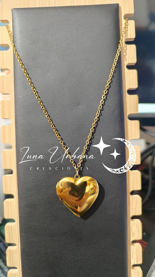 Collar relicario en forma de corazón de Acero inoxidable