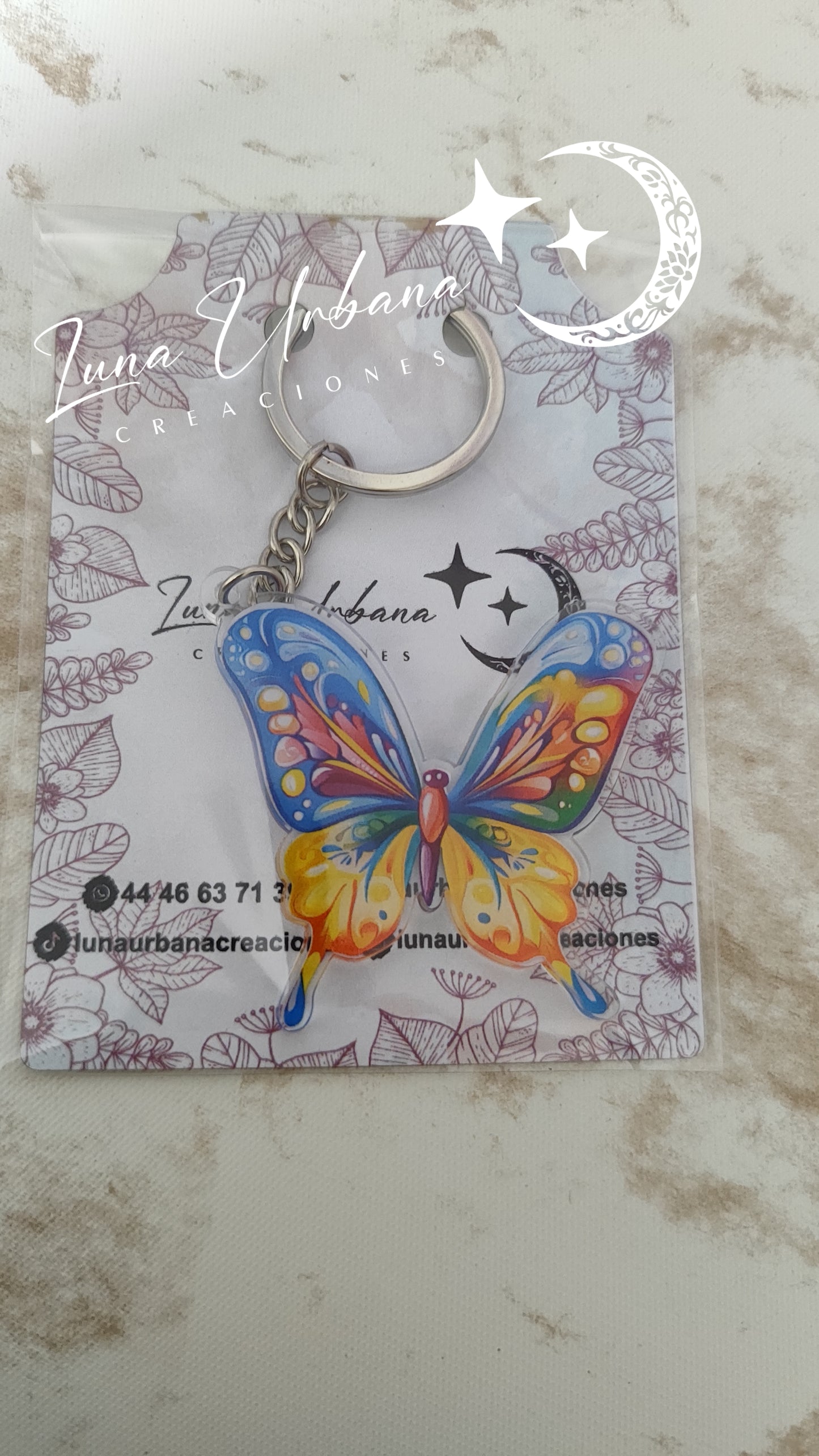 Llavero de acrílico forma de mariposa